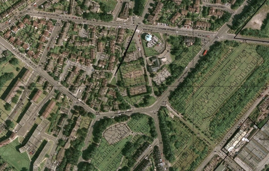 Figure 1: This 1999 aerial photograph overlain with 1891 OS map data shows the extent of 20th century housing clearance and redevelopment in the ‘Shirecliffe, Woodside, Spital and Lower Burngreave’ character area. Cities Revealed Aerial Photography © the GeoInformation Group, 1999. Historic Map data ©: and database right Crown Copyright and Landmark Information Group Ltd (All rights reserved 2008) Licence numbers 000394 and TP0024