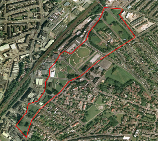 Figure 3: This corridor of land through Heeley was cleared and set aside from reconstruction in anticipation of a never built road scheme. The land was regenerated in the late 20th century by local community groups as a City Farm and public park. Cities Revealed Aerial Photography © the GeoInformation Group, 1999.